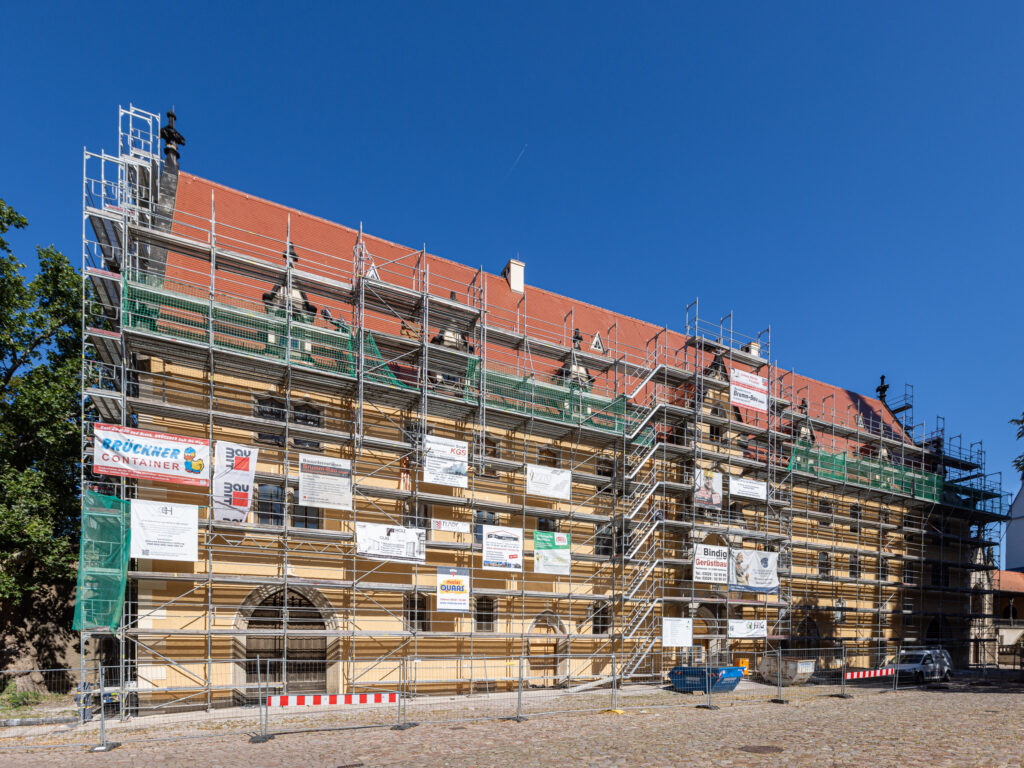 Dach vom Kornhaus ist fertig