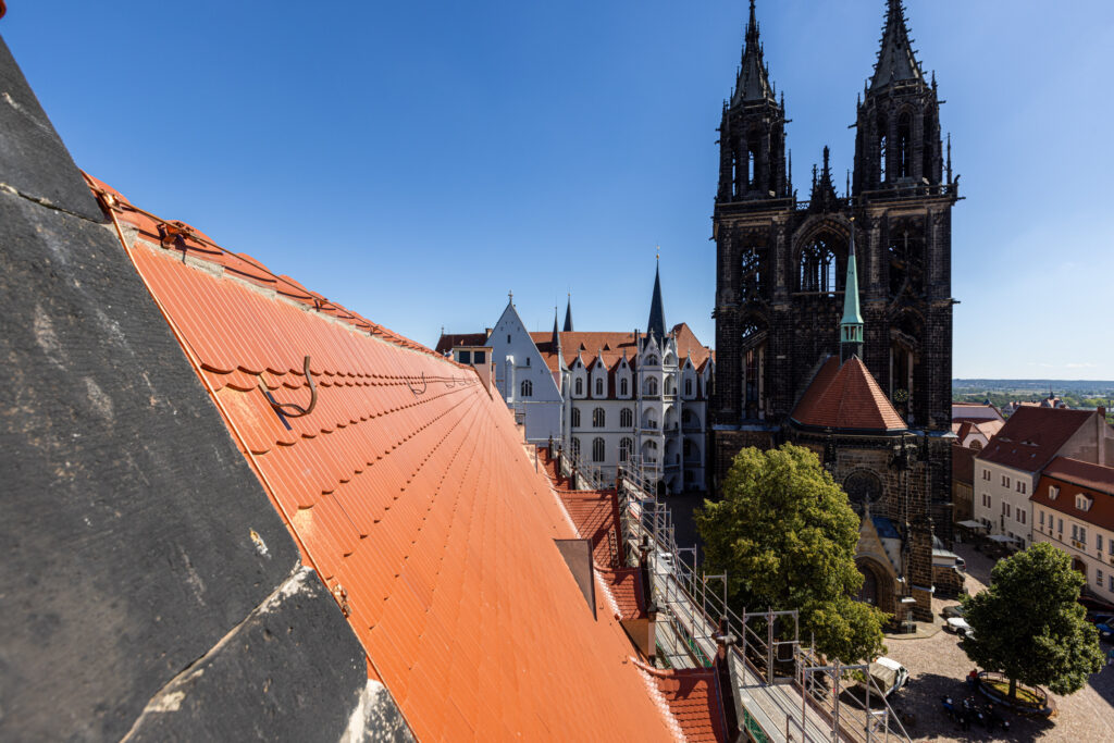 Dach vom Kornhaus ist fertig