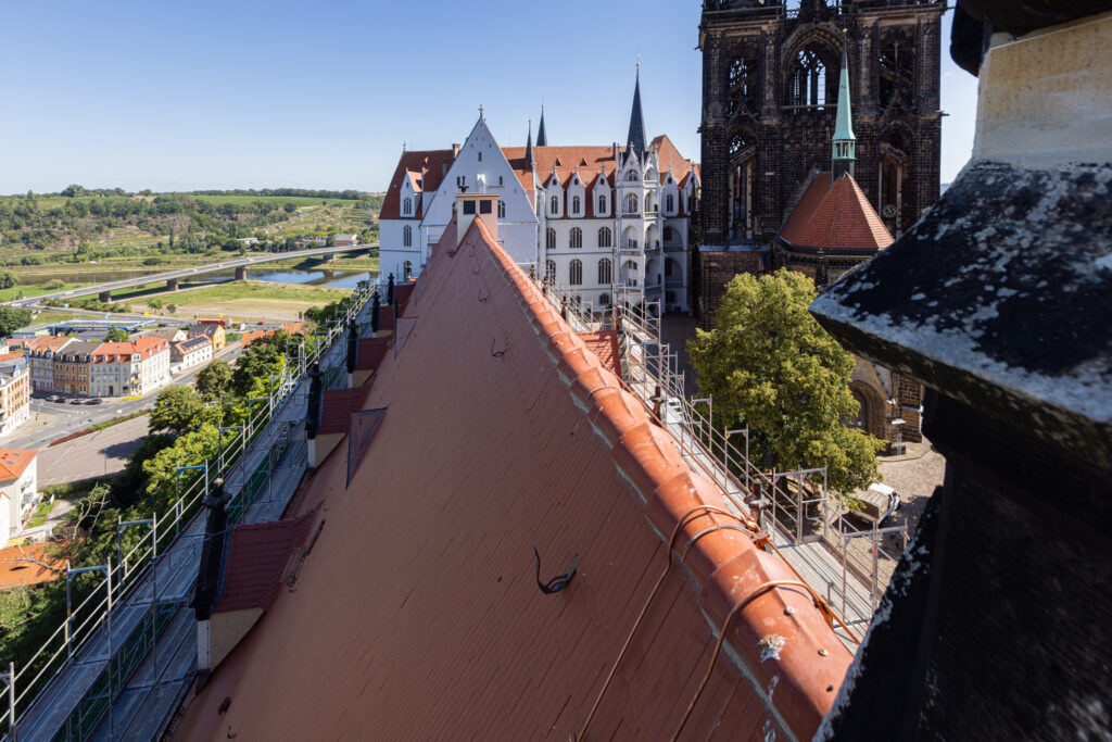 Dach vom Kornhaus ist fertig